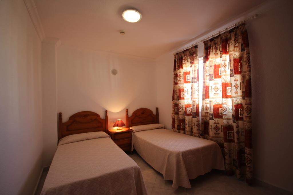 Apartamentos Isla Tenerife Sur (Adults Only) Los Abrigos Room photo