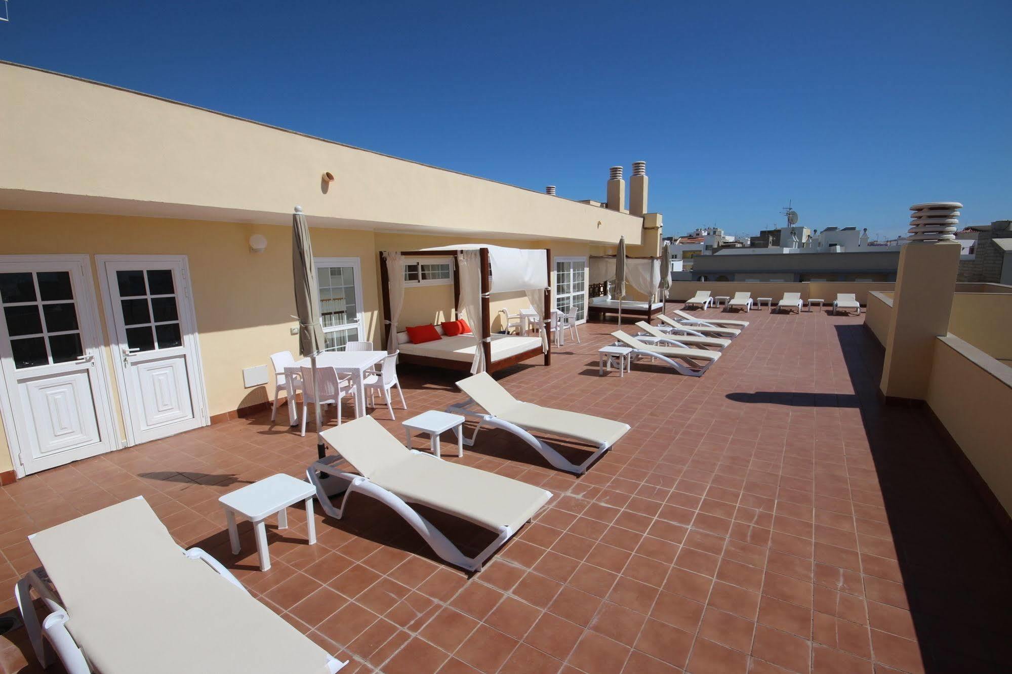 Apartamentos Isla Tenerife Sur (Adults Only) Los Abrigos Exterior photo